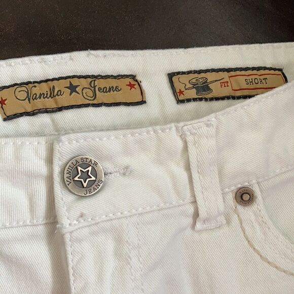 Vanilla Star Jeans Denim Shorts - Picture 3 of 6